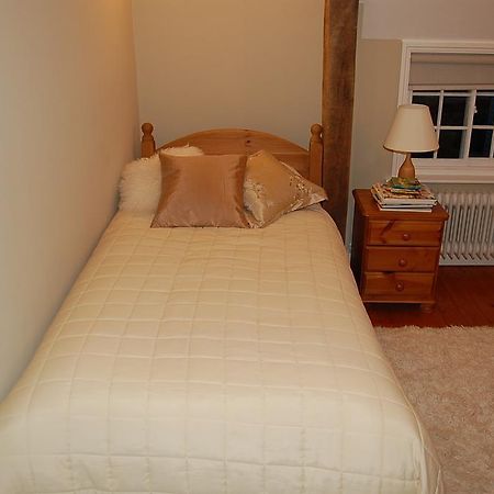 Pickwick House Bed & Breakfast Stoke by Clare ห้อง รูปภาพ